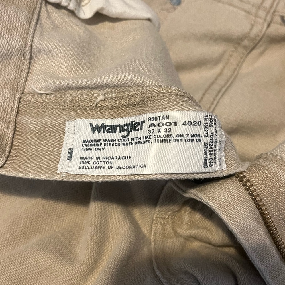 Wrangler Cowboy Cut slim fit pants size 32x32